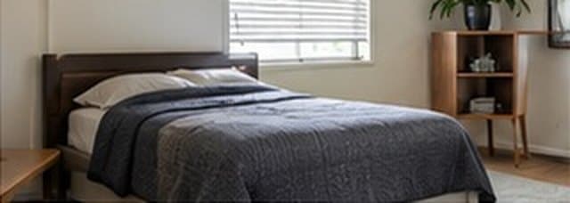 Room with parking in a friendly house